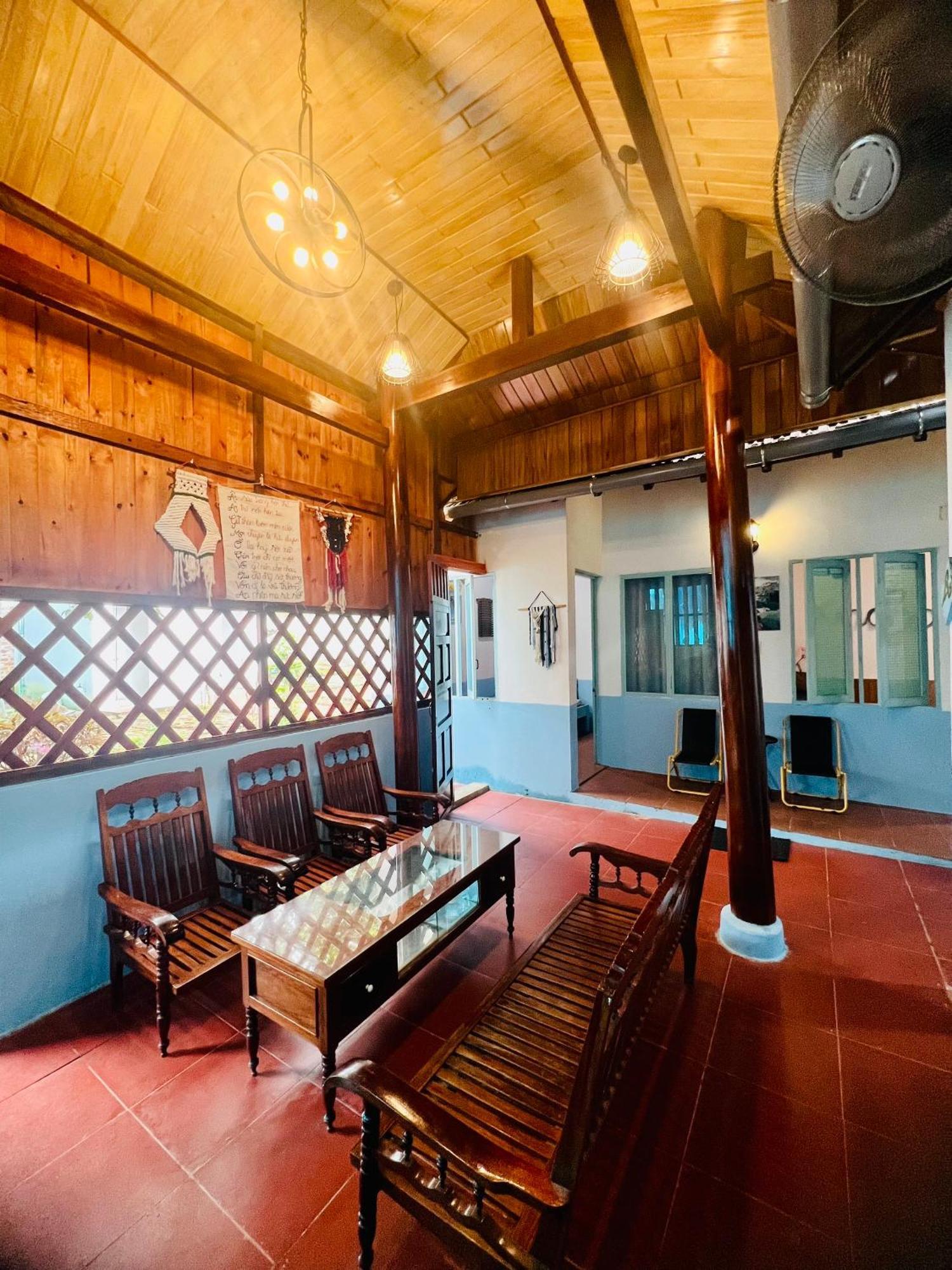 Tỉnh Kontum Vietnam Phuot Real Home חדר תמונה